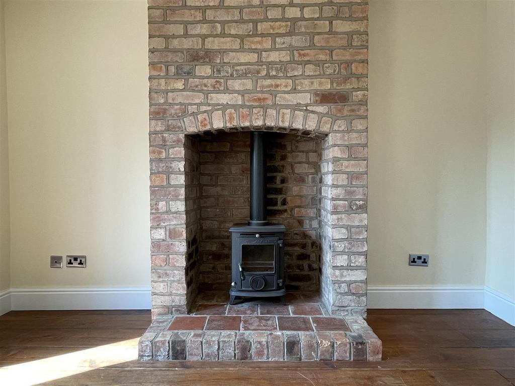 Fireplace.jpg