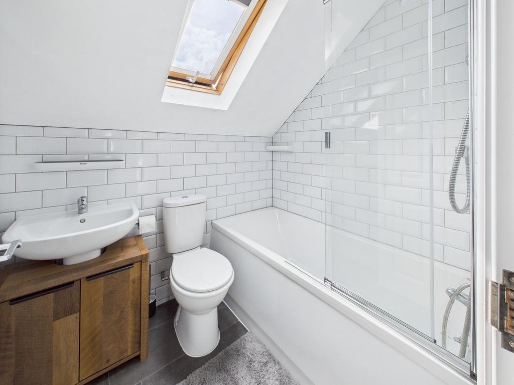 Main Bathroom