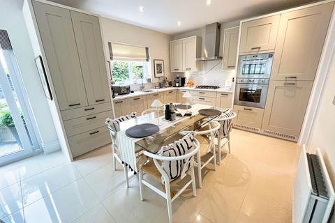 undefined, 16 Heol Cae Pwll, Colwinston, Nr. Cowbridge, The Vale of Glamorgan CF71 7PL
