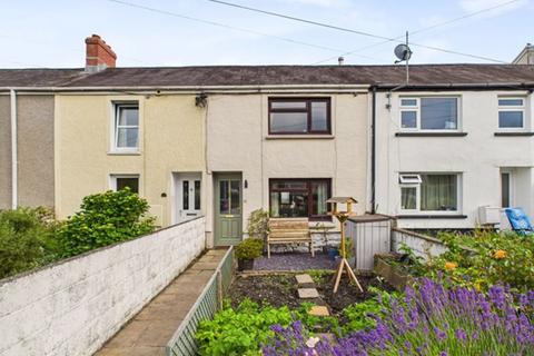 3 bedroom terraced house for sale, Pondside, Johnstown, Carmarthen