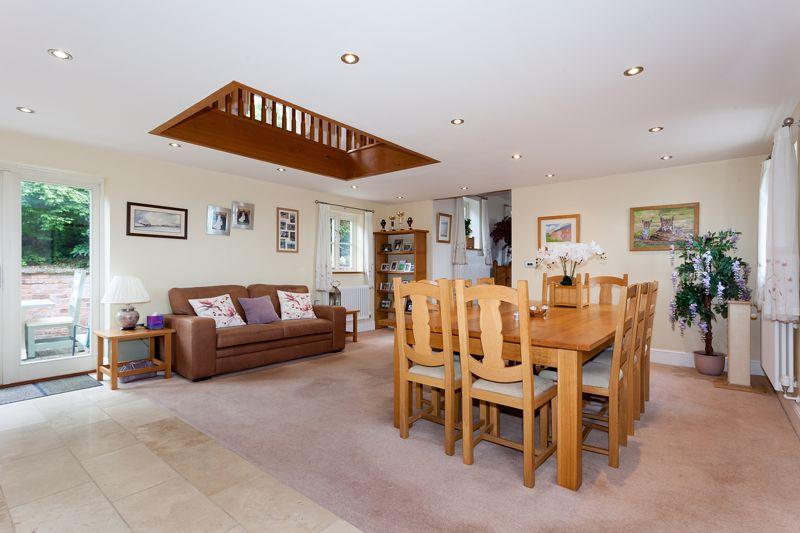 Living dining area