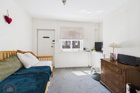 1 bedroom terraced house for sale, The Vinefields, Bury St. Edmunds