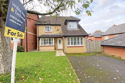Logan Way, Cullompton EX15