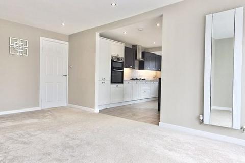 2 bedroom detached house for sale, Vardre Park, Deganwy