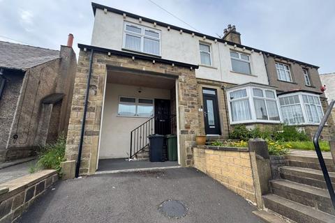 2 bedroom flat to rent, Ellison Street, Huddersfield