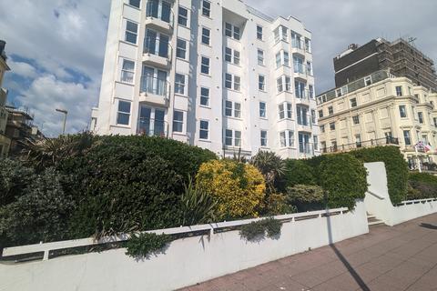 3 bedroom apartment to rent, Kingsley Court, Brighton