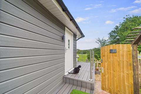 2 bedroom lodge for sale, Bridgnorth WV16