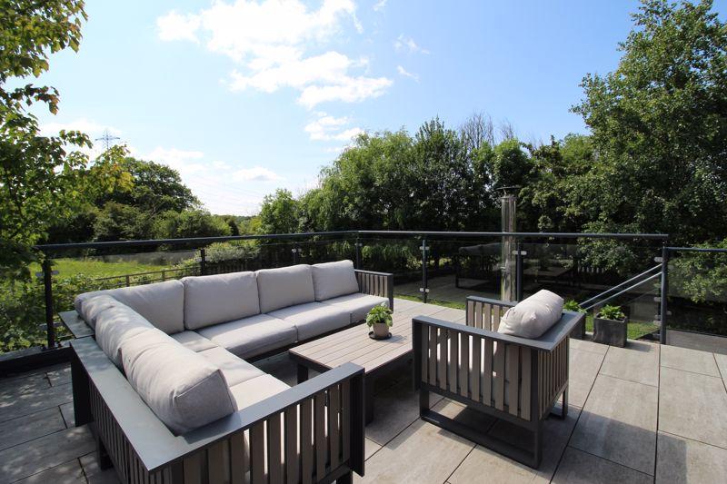 Outdoor Lounge