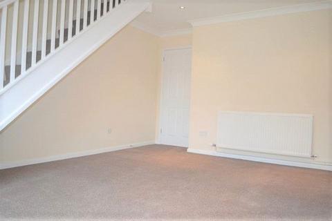 2 bedroom house to rent, Hayes Court, Longford