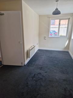 1 bedroom ground floor flat to rent, Pearl End, Whitchurch