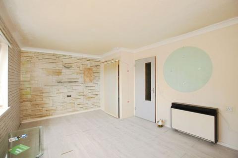 1 bedroom retirement property for sale, Market Street, Torquay TQ1