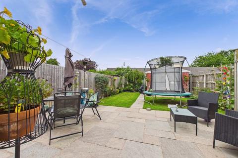 3 bedroom semi-detached house for sale, Meadow Road, Newport TF10