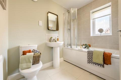 3 bedroom semi-detached house for sale, Kettlemere Close, Ellesmere.