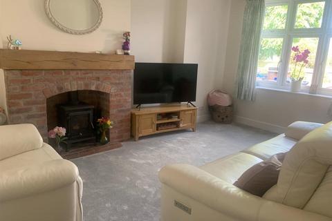 32 Tean Road, Cheadle, Stoke-on-trent, ST10 1LQ