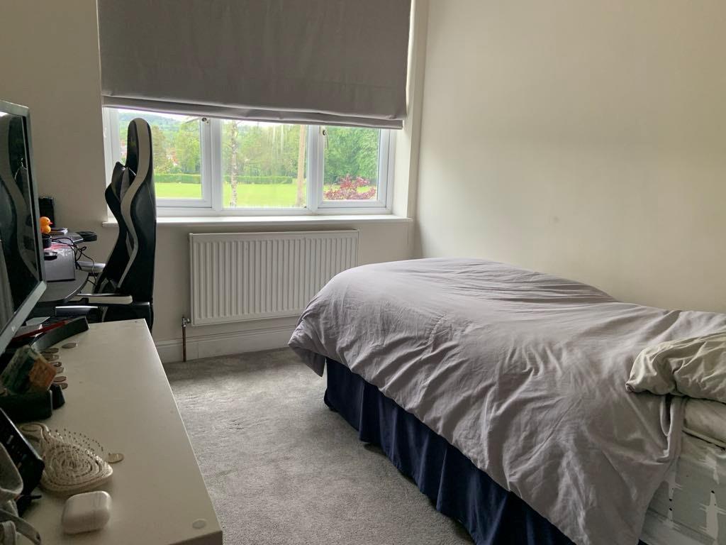 38 Tean Bed2.jpg