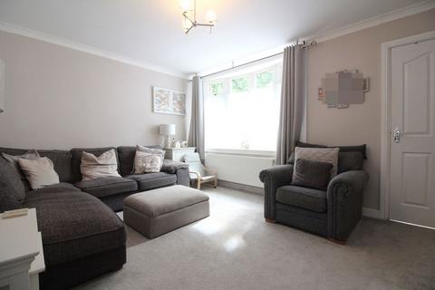 271 Bromley Lane, Kingswinford, DY6 8TB