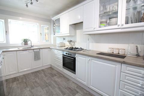 271 Bromley Lane, Kingswinford, DY6 8TB