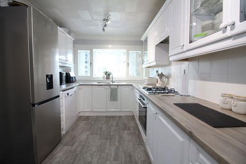 271 Bromley Lane, Kingswinford, DY6 8TB