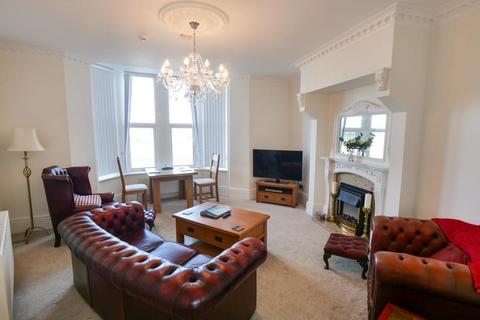 2 bedroom flat for sale, Marine Road West, Morecambe, LA3 1BS