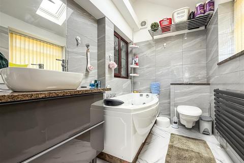 2 Chilcomb Road, Harefield, Southampton, SO18 5GQ