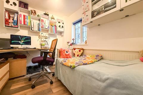 2 Chilcomb Road, Harefield, Southampton, SO18 5GQ