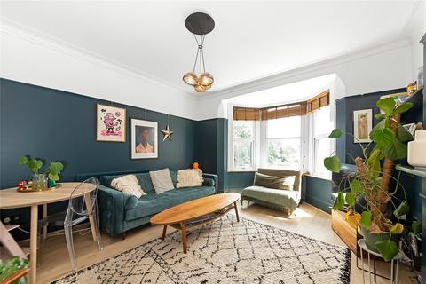 2 bedroom apartment for sale, Dagnall Park, London, SE25