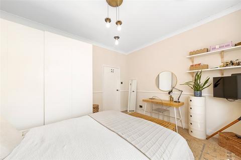2 bedroom apartment for sale, Dagnall Park, London, SE25