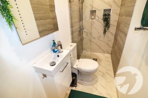 5 Reddy Road, Erith, DA8 2AY