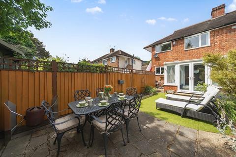 31 Runnymede, London, SW19 2PG