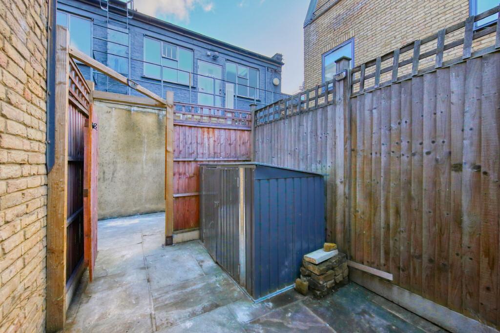 Bin courtyard
