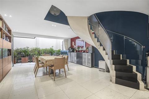 undefined, Crabtree Place, Fitzrovia, London, W1T