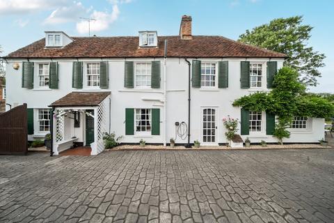 undefined, Surley Row, Reading RG4