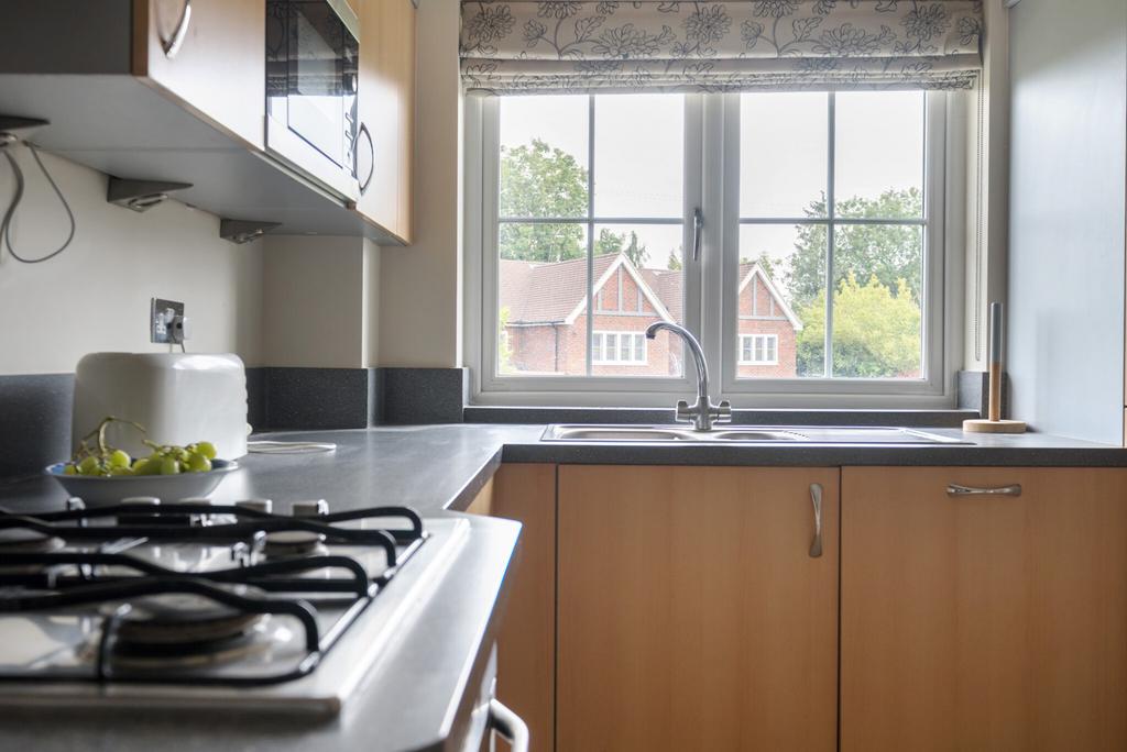 1297422-20-6846a2...