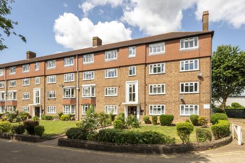 2 bedroom apartment for sale, Bushey Road, London SW20