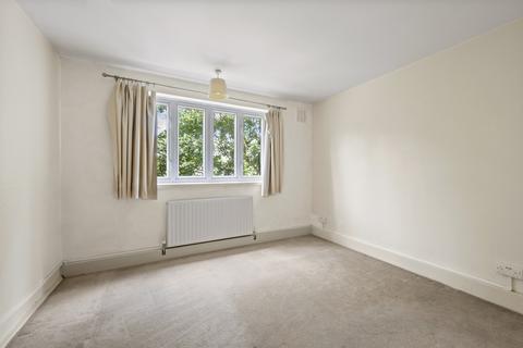 2 bedroom apartment for sale, Bushey Road, London SW20