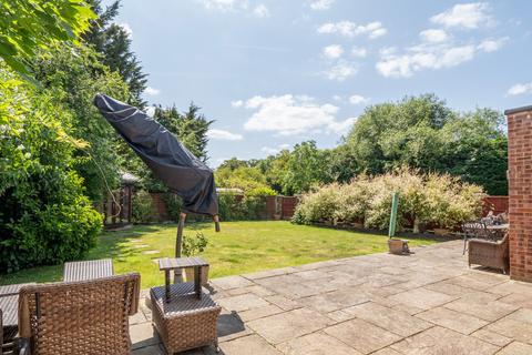 10 Hilly Field, Harlow, CM18 7HU