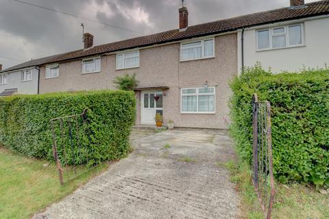 3 bedroom terraced house for sale, Southfield Road, Buckinghamshire HP27