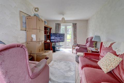 3 bedroom terraced house for sale, Southfield Road, Buckinghamshire HP27
