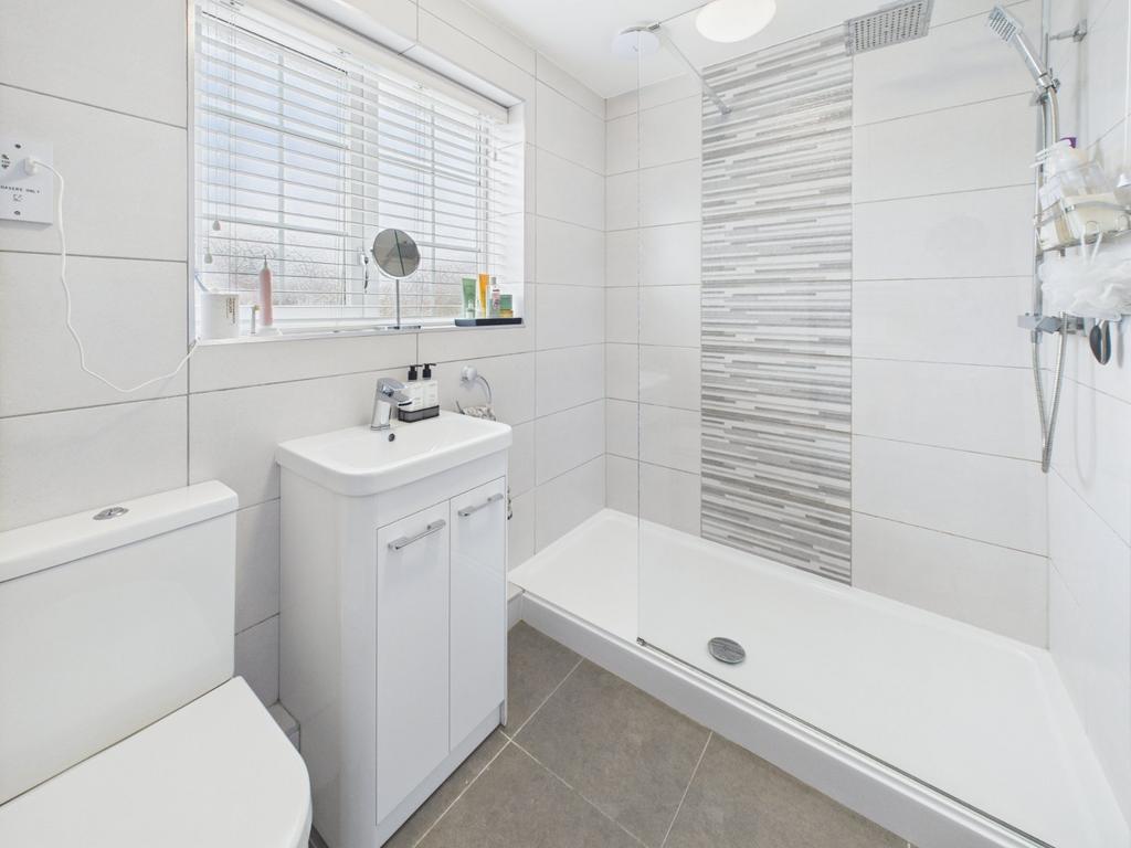 Family Shower Room