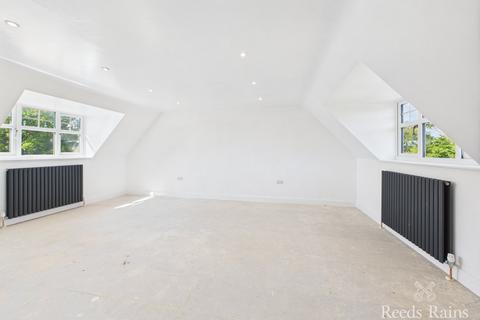 4 bedroom detached house for sale, Raleigh Drive, Hull HU11