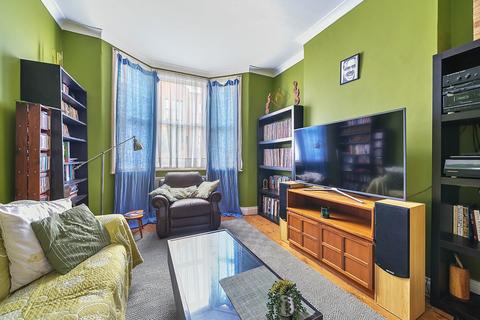 1 bedroom flat for sale, Milton Avenue, London NW10