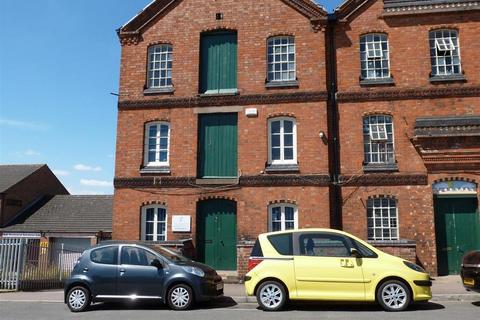 Industrial unit to rent, North St Melton Mowbray LE13 1NL