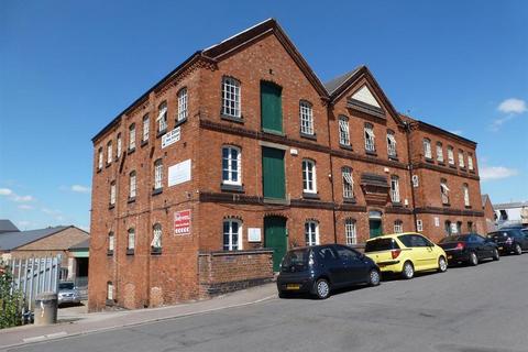 Industrial unit to rent, North St Melton Mowbray LE13 1NL