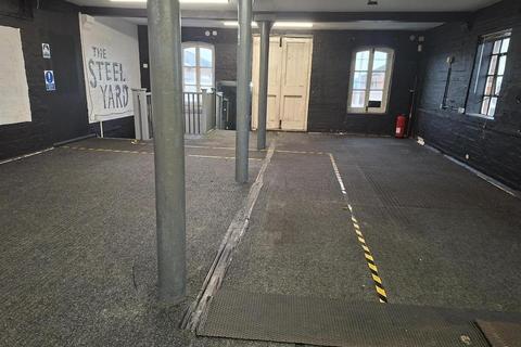 Industrial unit to rent, North St Melton Mowbray LE13 1NL