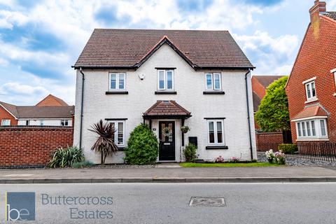 3 bedroom detached house for sale, Goldstraw Lane, Fernwood, NG24 3FF