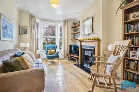 4 bedroom terraced house for sale, Grove Road, London, N12