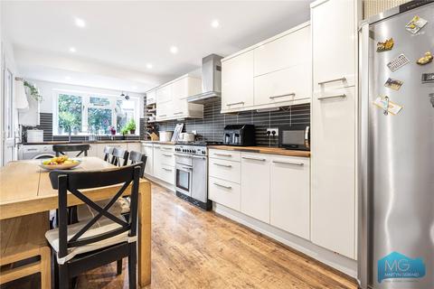 4 bedroom terraced house for sale, Grove Road, London, N12