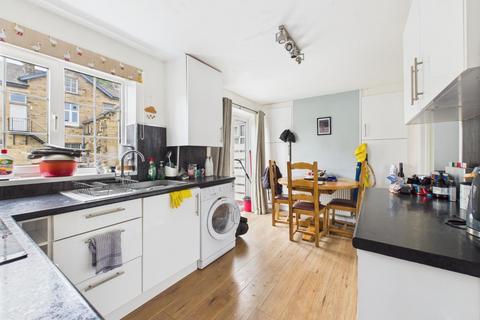 2 bedroom house for sale, Springfield Grove, Bingley