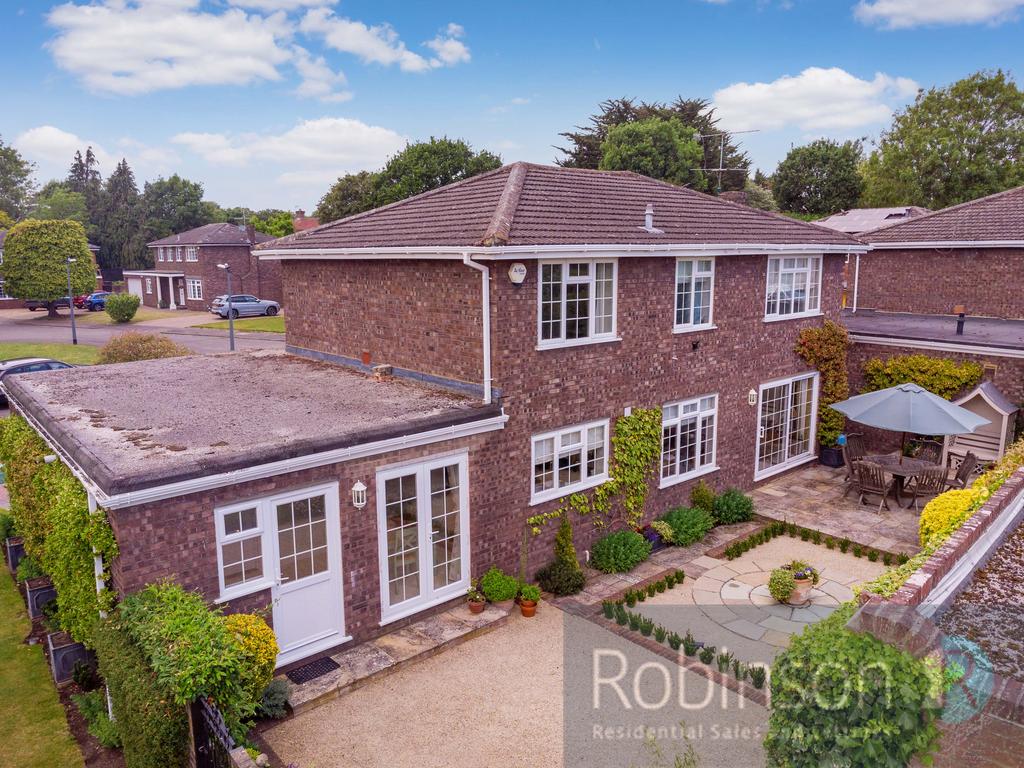 11 Silvertrees Drive-1