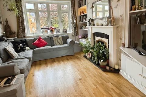 3 bedroom semi-detached house for sale, Fiona Drive, Thurnby, LE7
